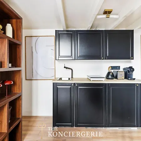 Parisian Chic Retreat - 2 Guests