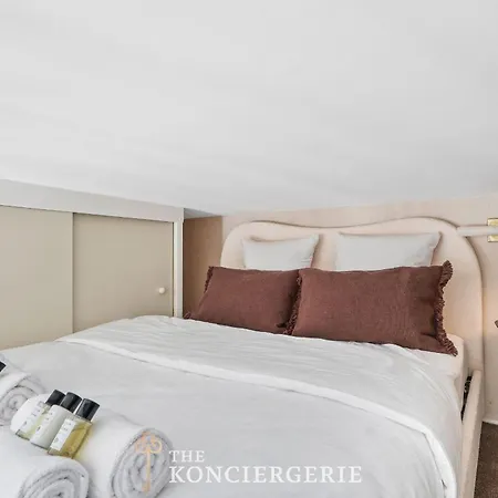 Apartment Parisian Chic Retreat - 2 Guests *